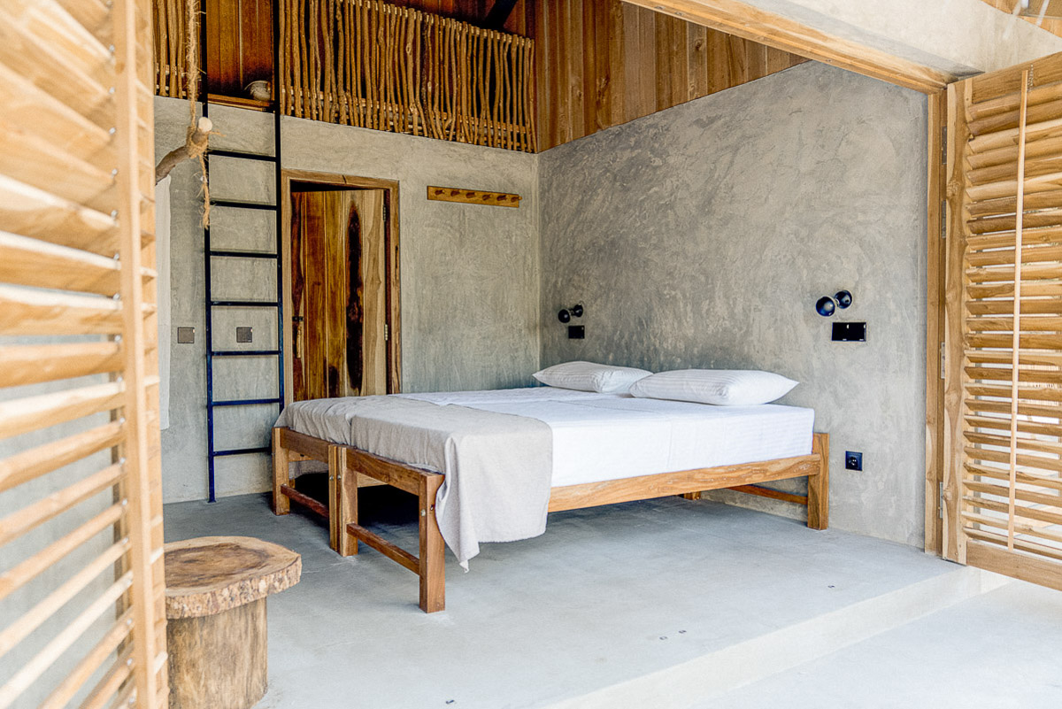lapoint-double-room-sri-lanka